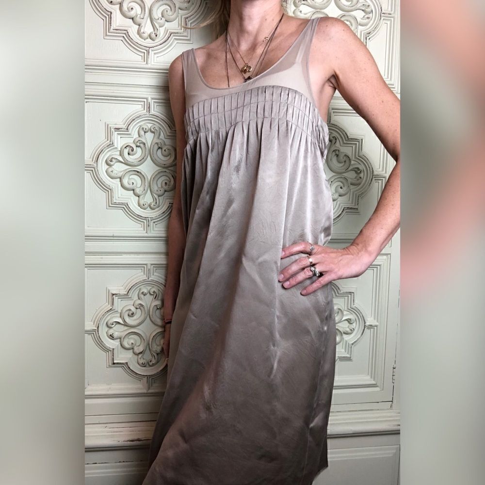 Vince taupe silk sleeveless midi dress size XS - Picture 2 of 8